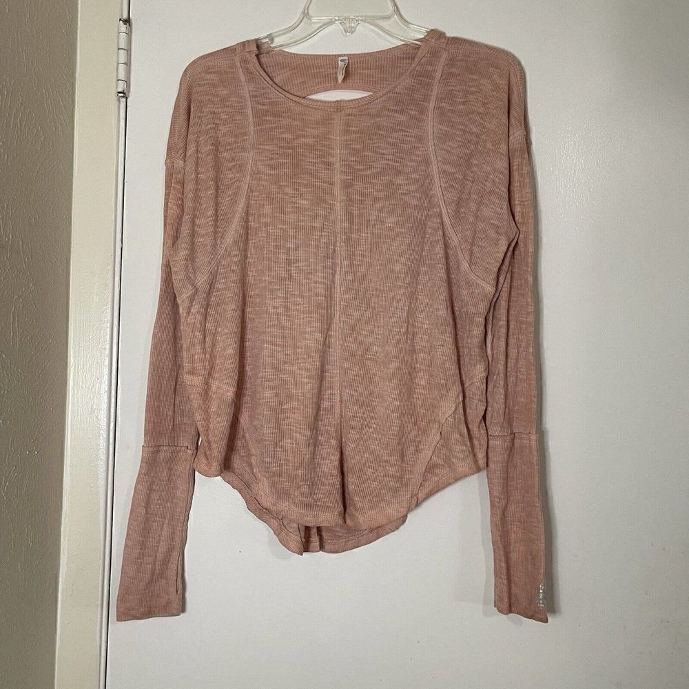 FP Movement Free people ribbed peach pink long sleeve keyhole back shirt SMALL